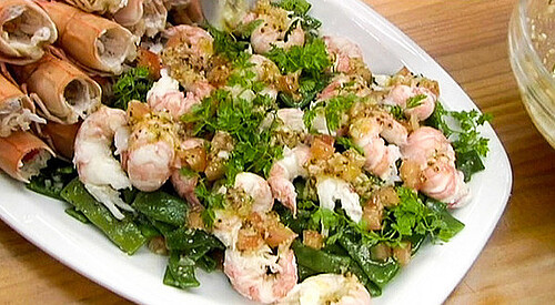 Ensalada de cigalas, vainas y tomate