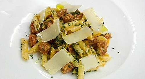 Macarrones con puerros y chistorra