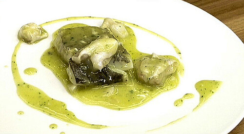 Bacalao y kokotxas al pil pil