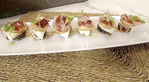 Tosta de higos, mozzarella y jamón