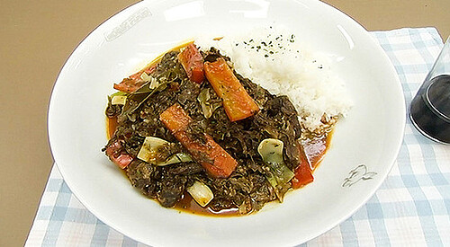 Rabo de toro en curry rojo con arroz