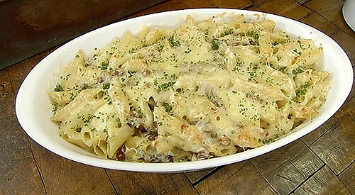 Macarrones con gorgonzola y jamón