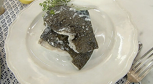 Rodaballo poché con holandesa