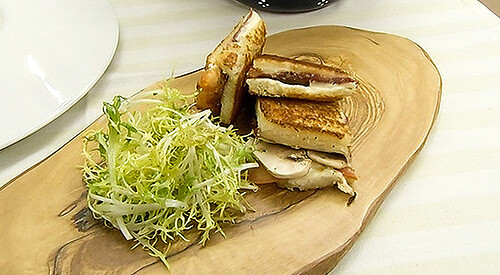 Sándwich de champis y avellanas