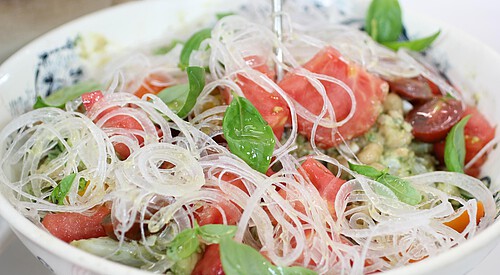 Ensalada de bacalao “chiringuito“