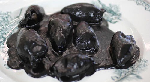 Chipirones en su tinta