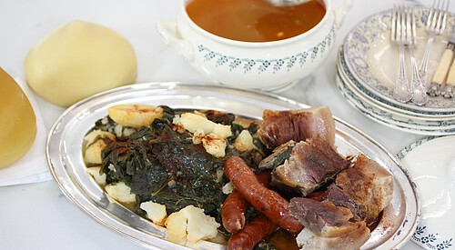 Lacón con grelos