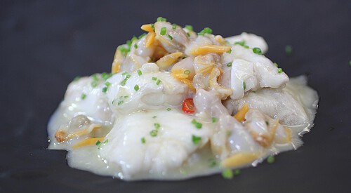 Kokotxas de bacalao con berberechos