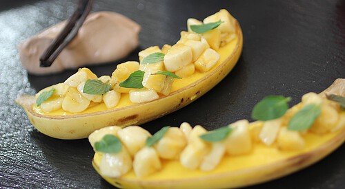 Plátano relleno de mango
