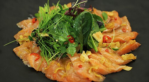 Tiradito de salmón