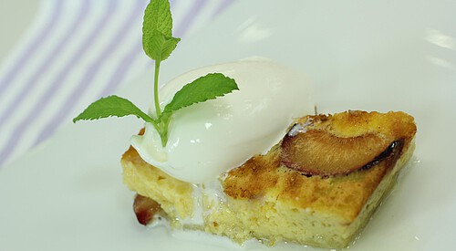 Pastel de ciruelas