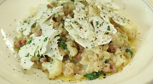 Risotto de coliflor y rúcula