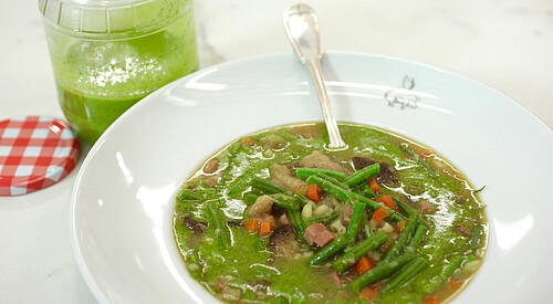 Sopa de verdura “al pesto”