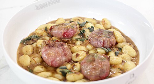 Hamburguesa “saltimbocca” con ñoquis