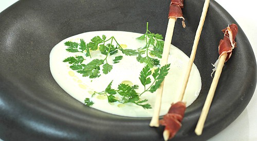Sopa de jamón y queso