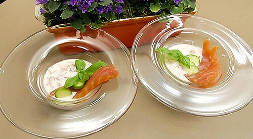 Yogur con tomate y salmón ahumado