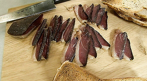 Jamón de pato casero