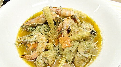 Escabeche de pollo de corral con langostinos
