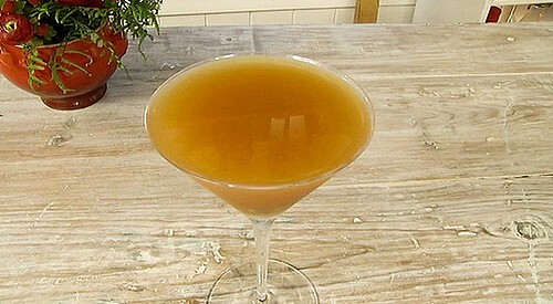 Vodkatini de maracuyá