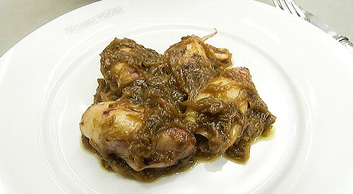 Chipirones encebollados