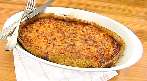 Quiche casera de piquillos y emmental