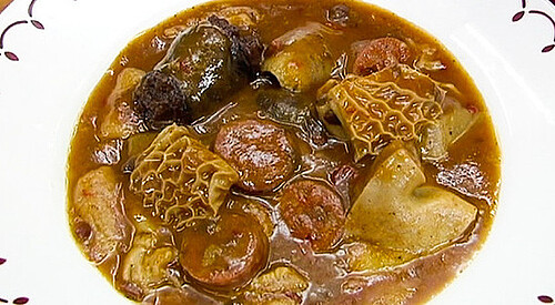 Callos con pata y morro a la vizcaína