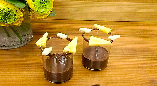Chocolate caliente a la canela caramelizada