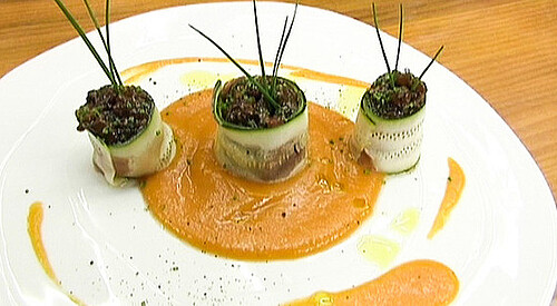 Makis de calabacín con tartare de chicharro
