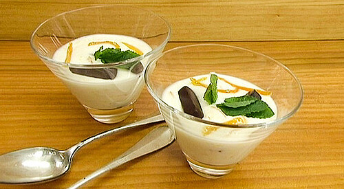 Bombón con yogur crujiente